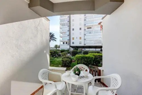 PUNTA PELEGRI 318--Apartamento 1ª linea de playa