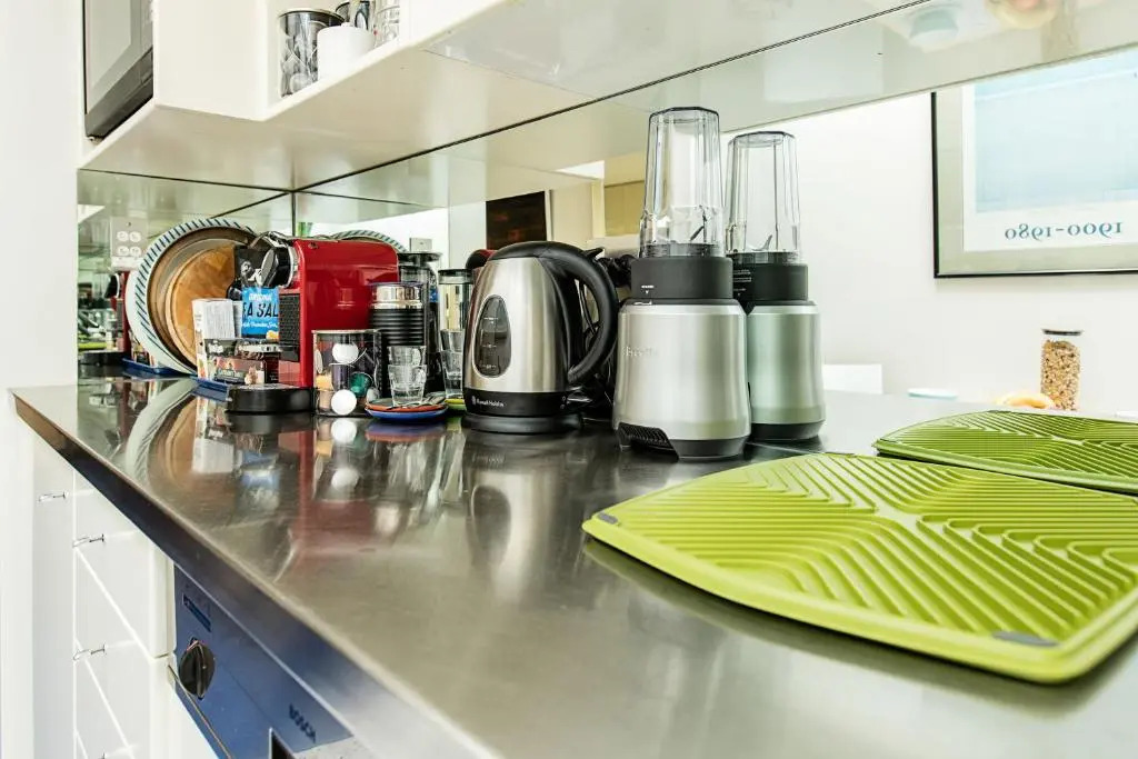 Luxe Executive Suite with breakfast and snacks in Paddington near Rushcutters Bay, Darlinghurst, St Vincents