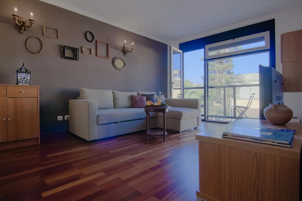 Castillo Apartments