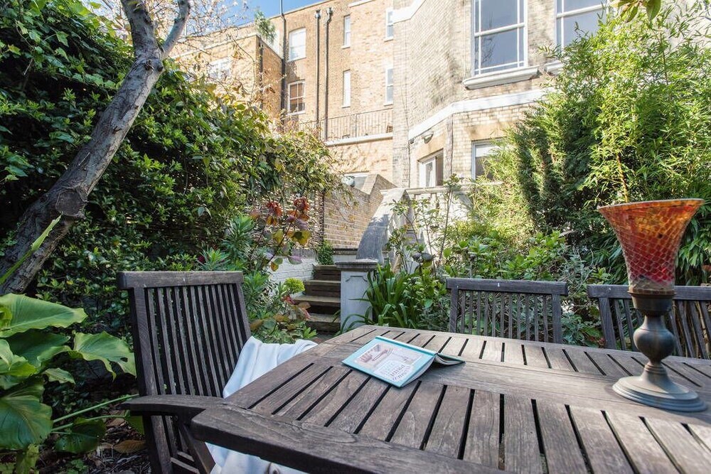 Chelsea Luxury Dream with garden