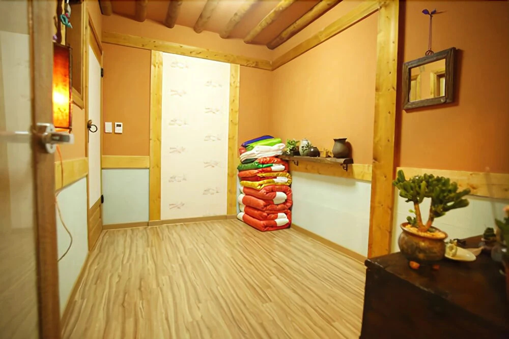 Jeonju Gangryeongjeon Guesthouse