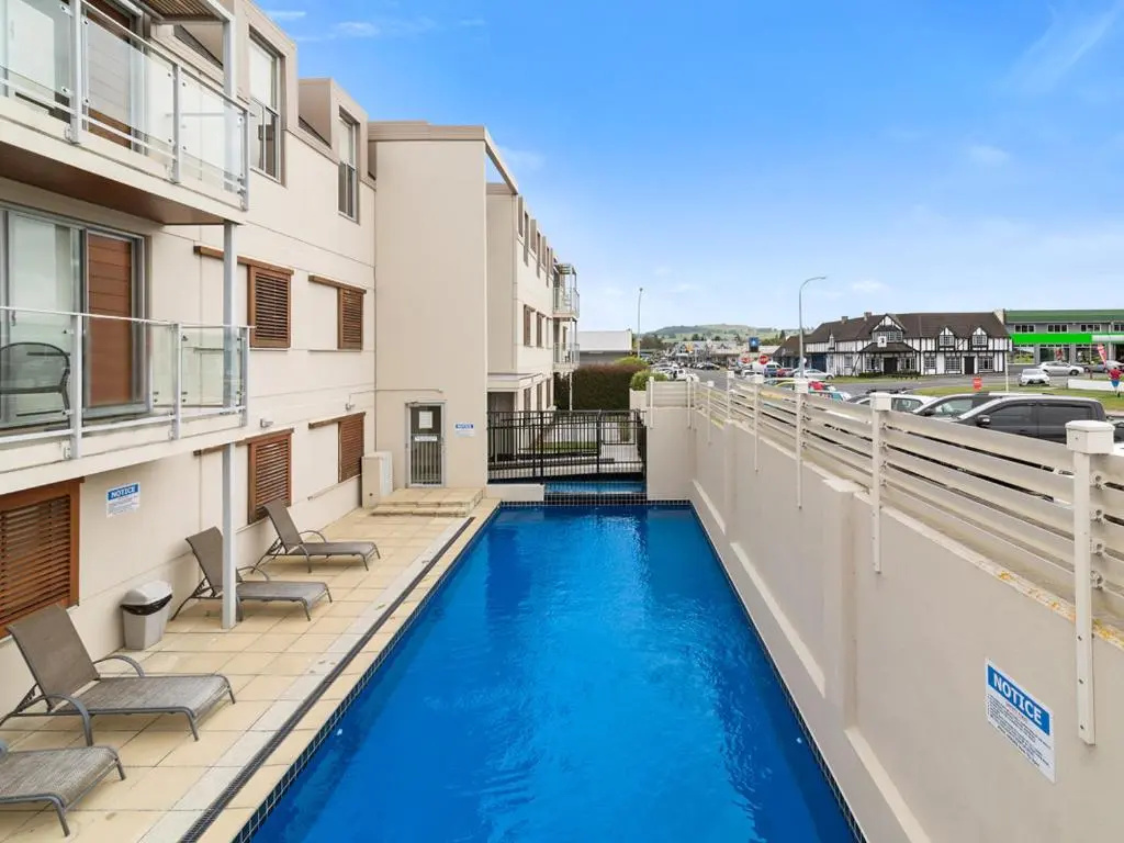 The Lake Life - Taupo Central Holiday Apartment