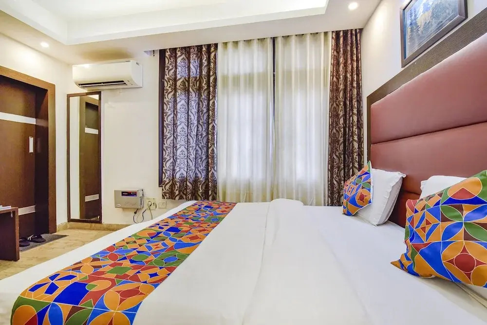 Fabhotel Taj