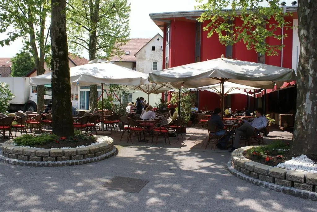 Hotel MANTOVA Vrhnika