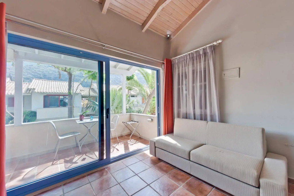 Rouda Bay Beach Hotel