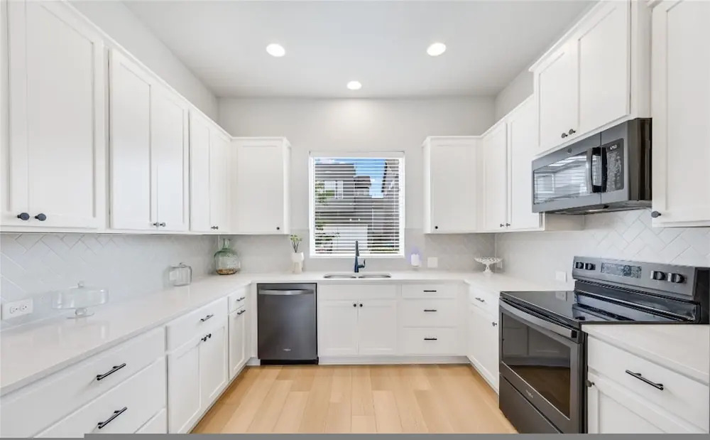 Spacious 2BR Flex Room Home Near Tech Campuses