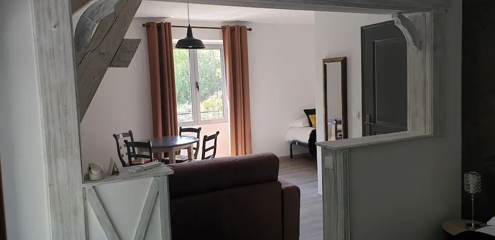 Logis Hôtel Auberge de Cartassac