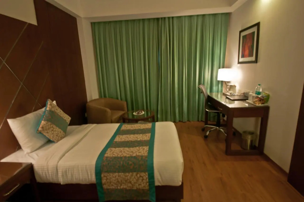 Pacific Inn Iffco Chowk