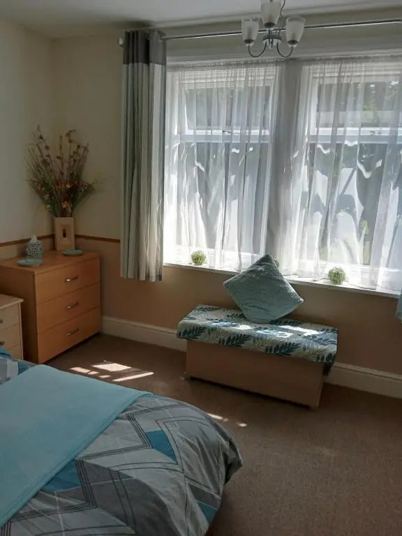 The Shady Corner, Flat 2, 16 Sandy Lane (Adults Only)