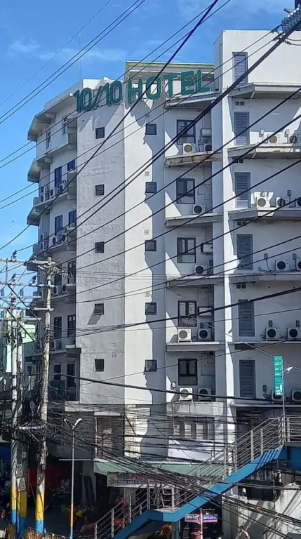 1010 Hotel