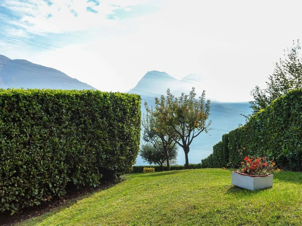 Delightful Villa With Garden