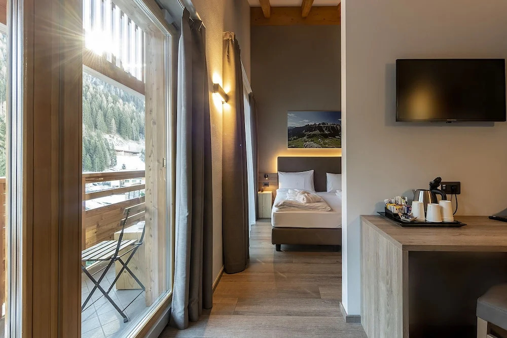 Chalet Aster