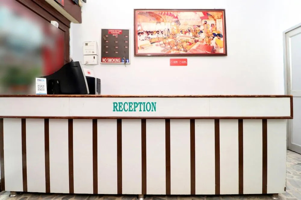 Oyo 24015 Kawal Residency
