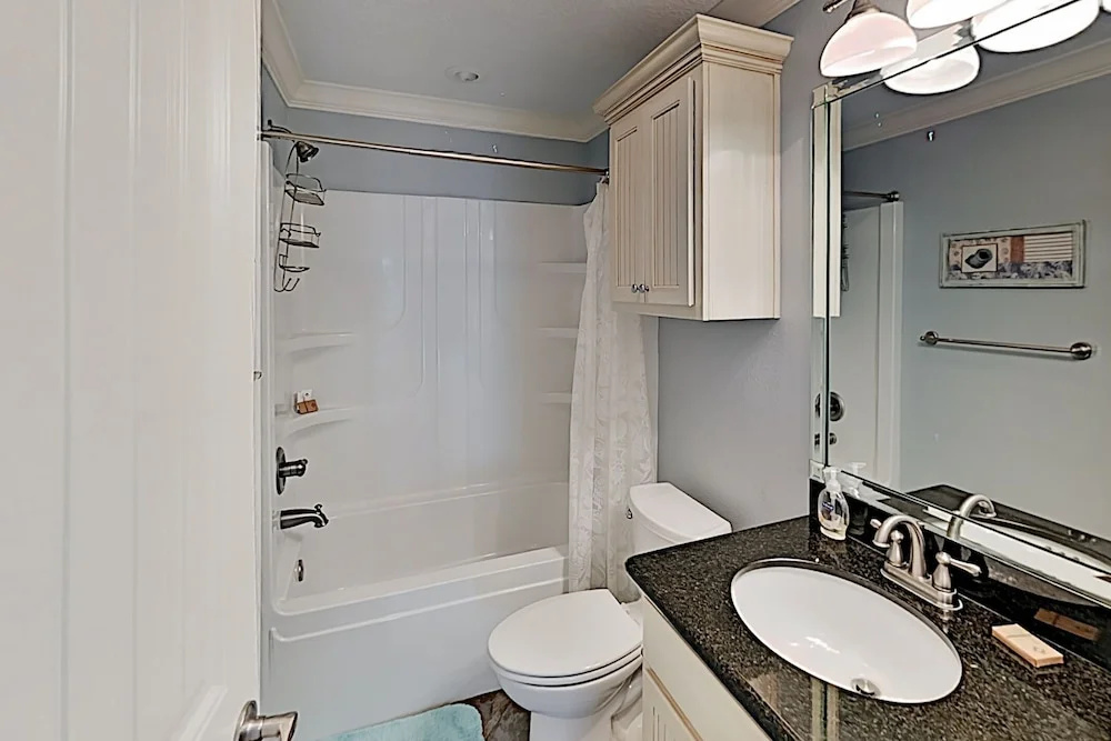 Relax-n-sea: Gulf-view Dream, 100 Steps To Beach! 3 Bedroom Home