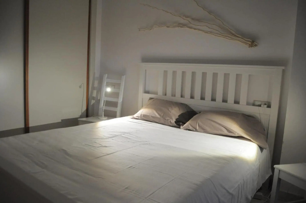 Precioso apartamento con jardín y piscina comunitaria