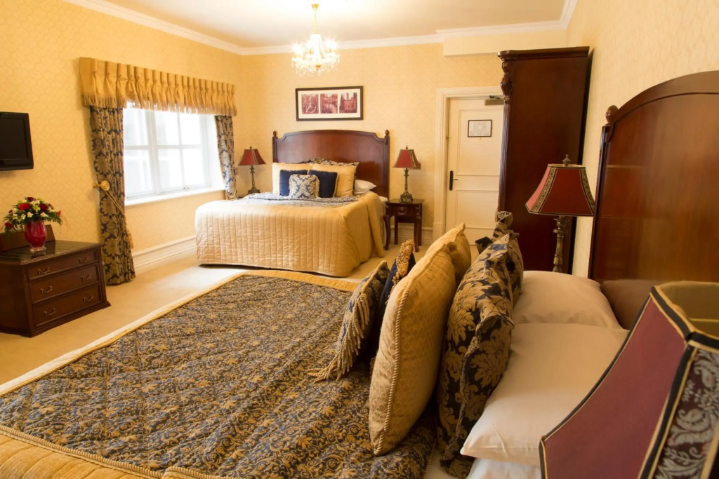 Kilronan Castle Hotel & Spa