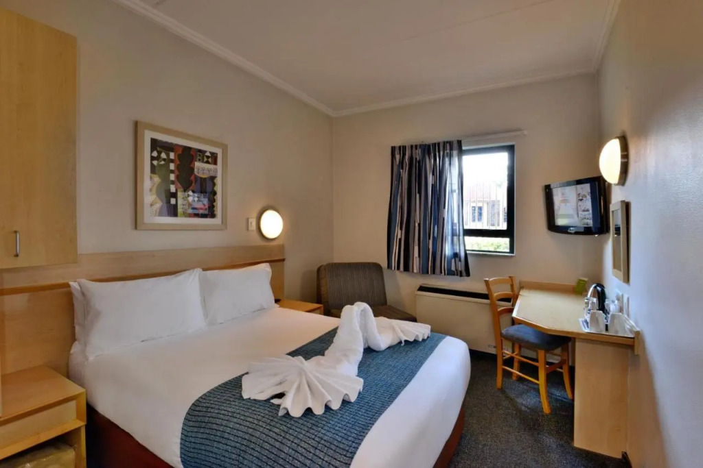 Road Lodge Centurion