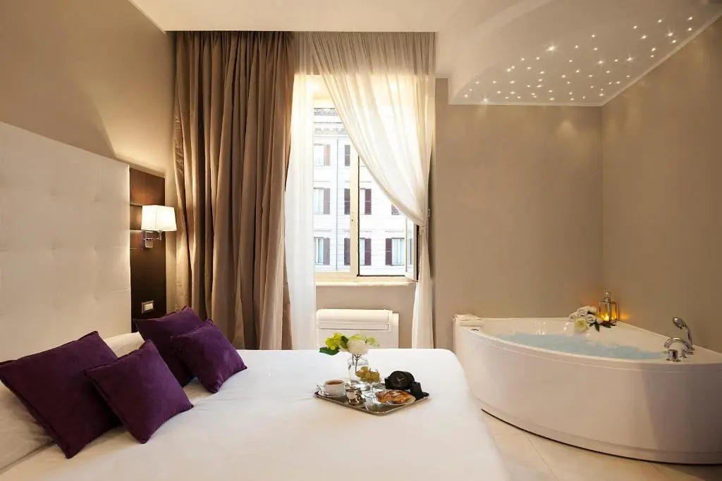 Roman Holidays Boutique Hotel