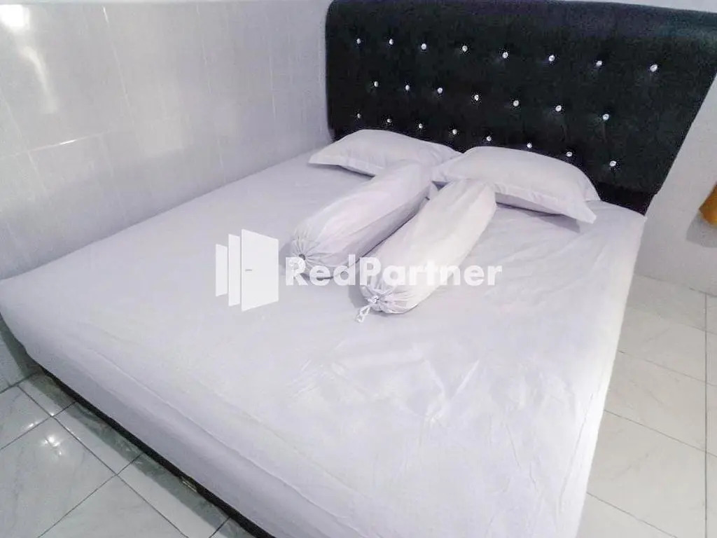 Penginapan B'nusabila Majene RedPartner