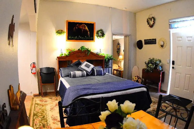 Salmon River Inn