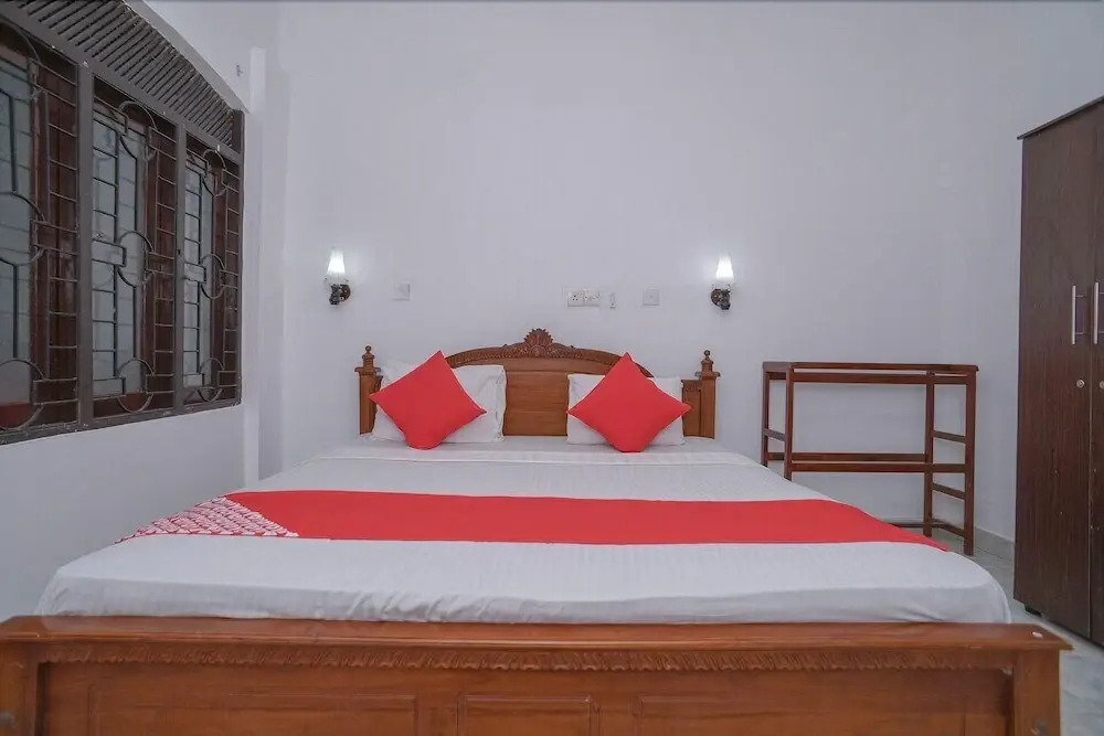 OYO 306 Sonri Villa sea View