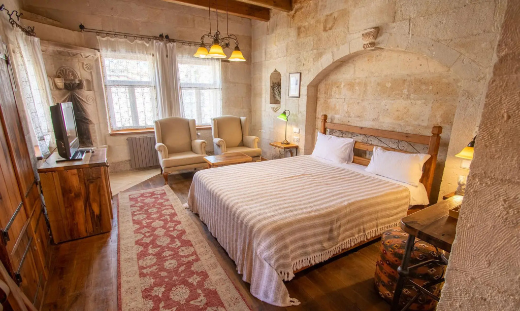 Sultan Cave Suites