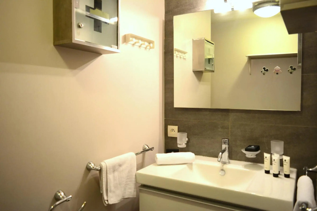 Moana Studio - downtown Papeete - WiFi AC Netflix parking - 3 people