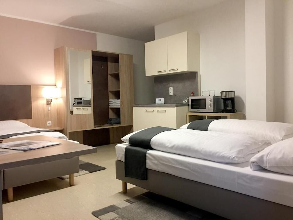 Hana Aparthotel