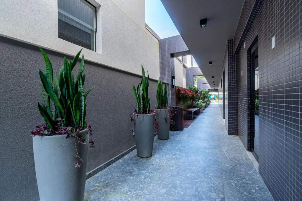 AION suítes 104 - Compacto e luxuoso Loft - Rooftop com piscina e academia - À poucos passos da praia