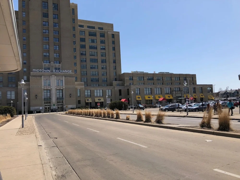 Midtown Manor