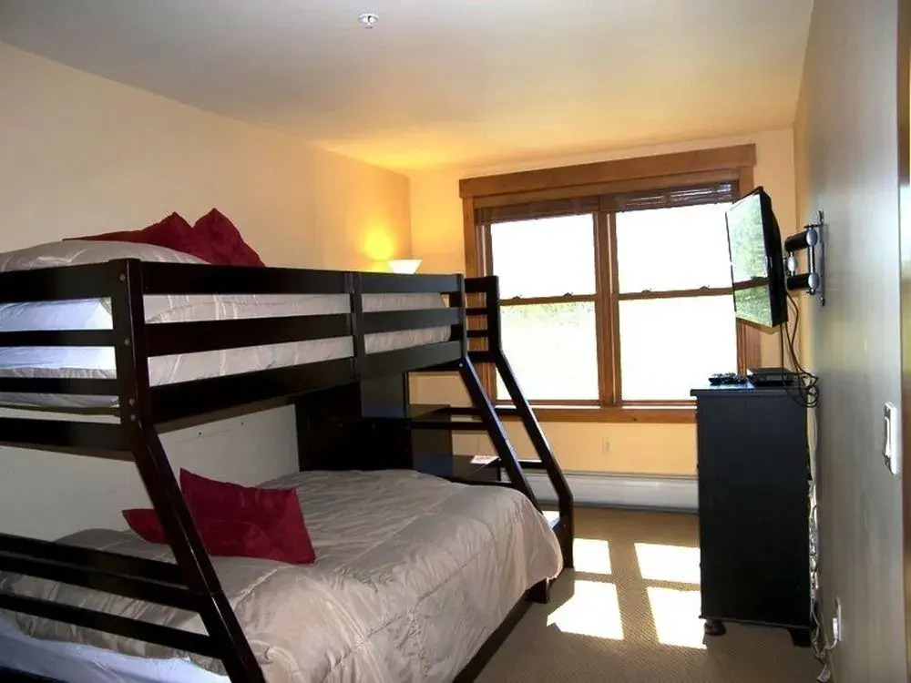 Springs 2 bed 3 bath Murphy SPDW 2 Br condo by RedAwning