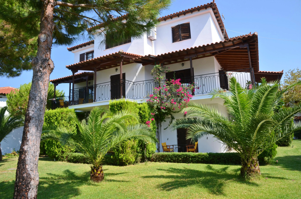 Villa POLYTIMI