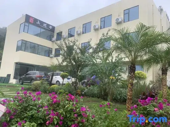 Yunshang Huakai Hotel