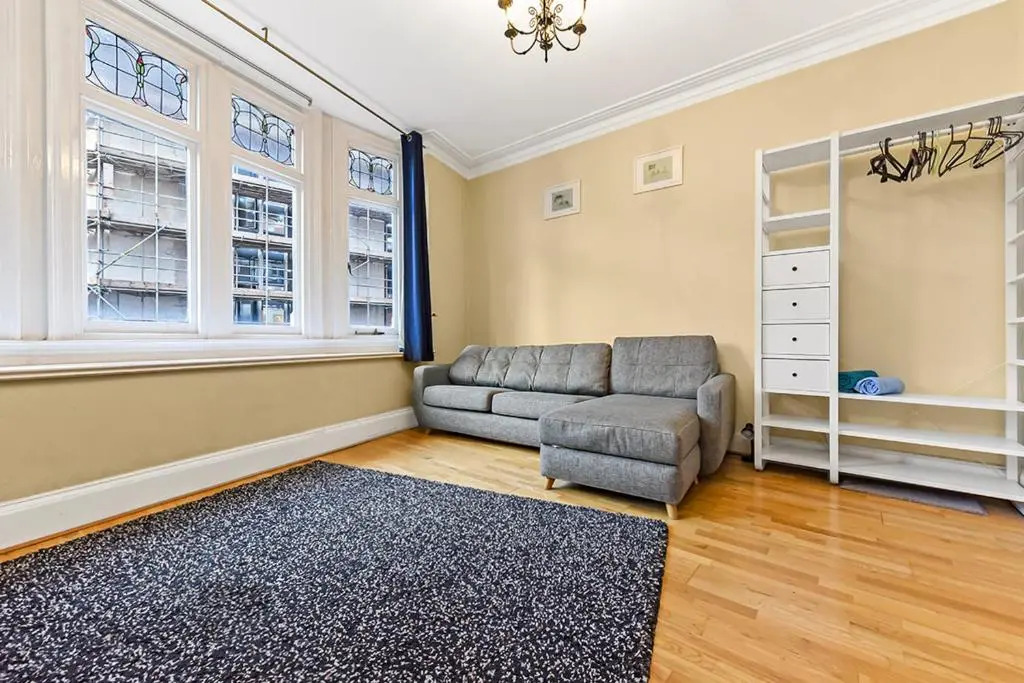 Main Street Corner Great 1bedroom Flat - Richmond