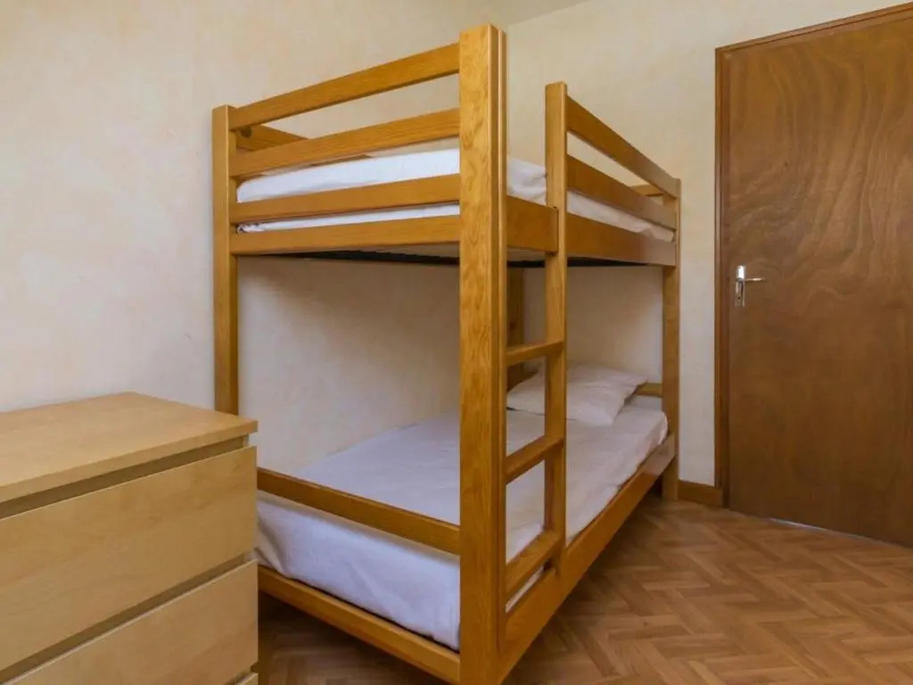 Charmante Maison Rénovée à 500m de la Mer avec Jardin, 2 Chambres, Parking Gratuit - FR-1-306-911