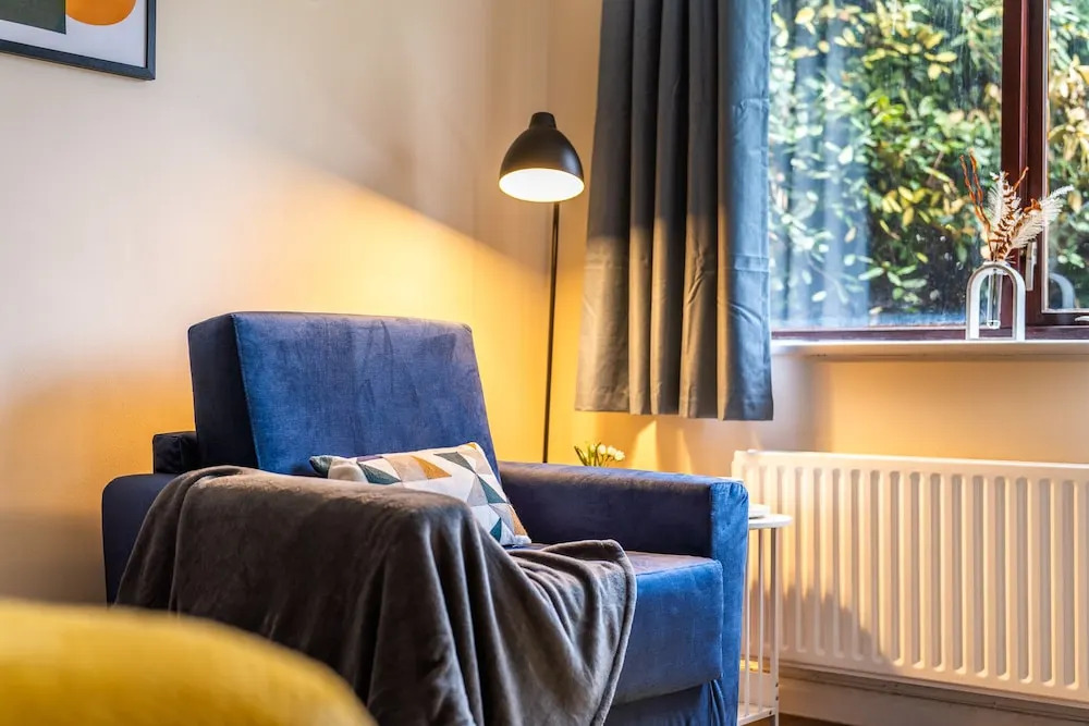 Staines Studio Apartment - Heathrow