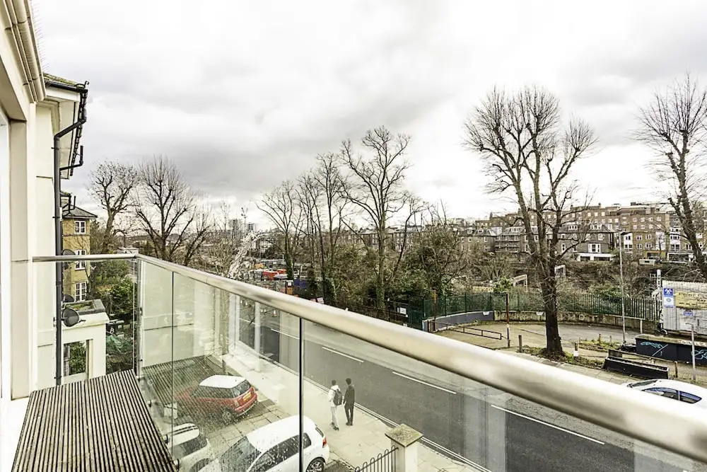 Tranquil Belsize Park Haven With Stunning Views