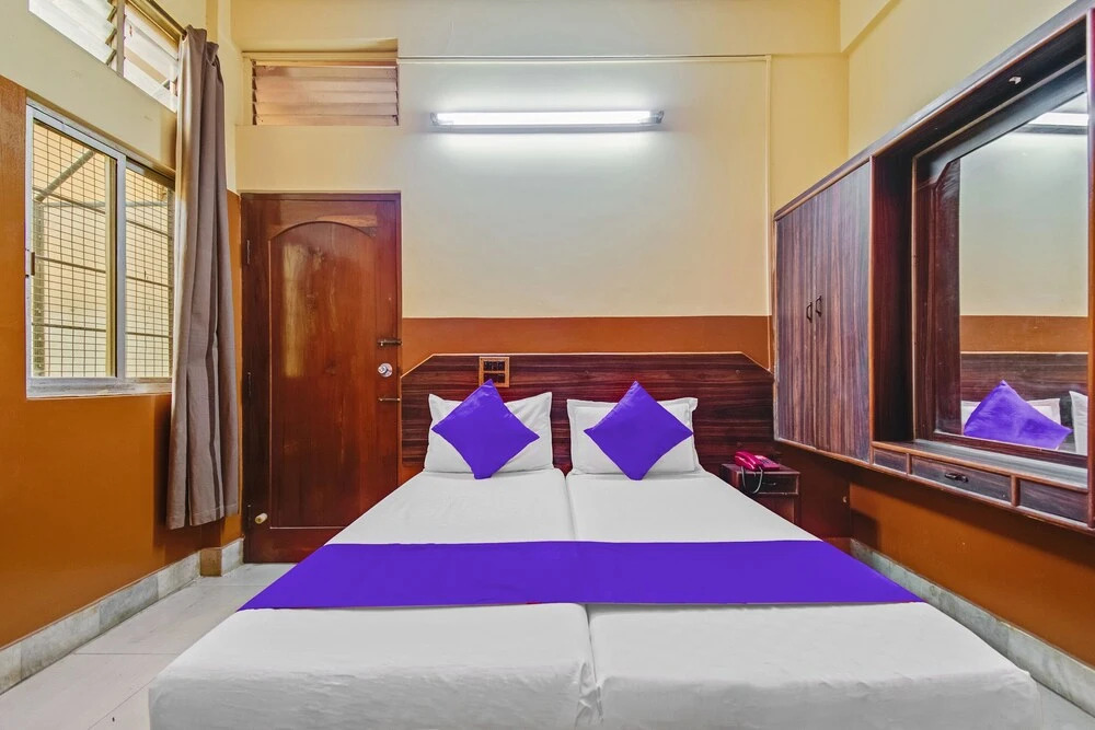 SPOT ON 48699 Hotel Pawan Sree Deluxe Lodge