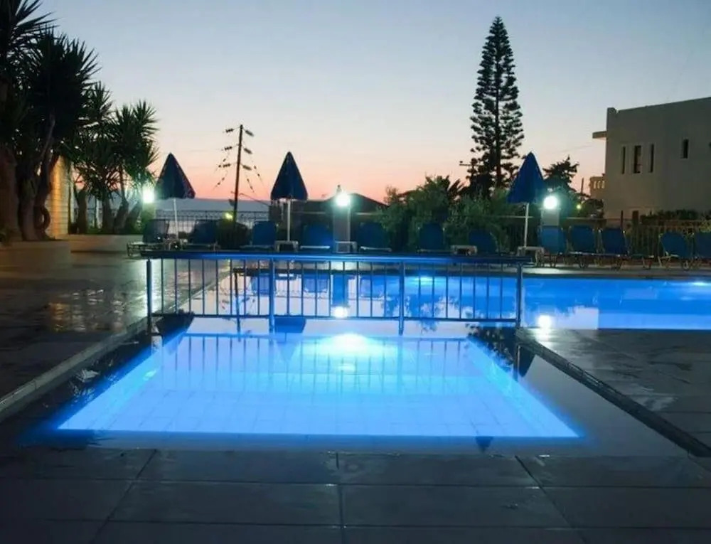 Varouxakis Hotel