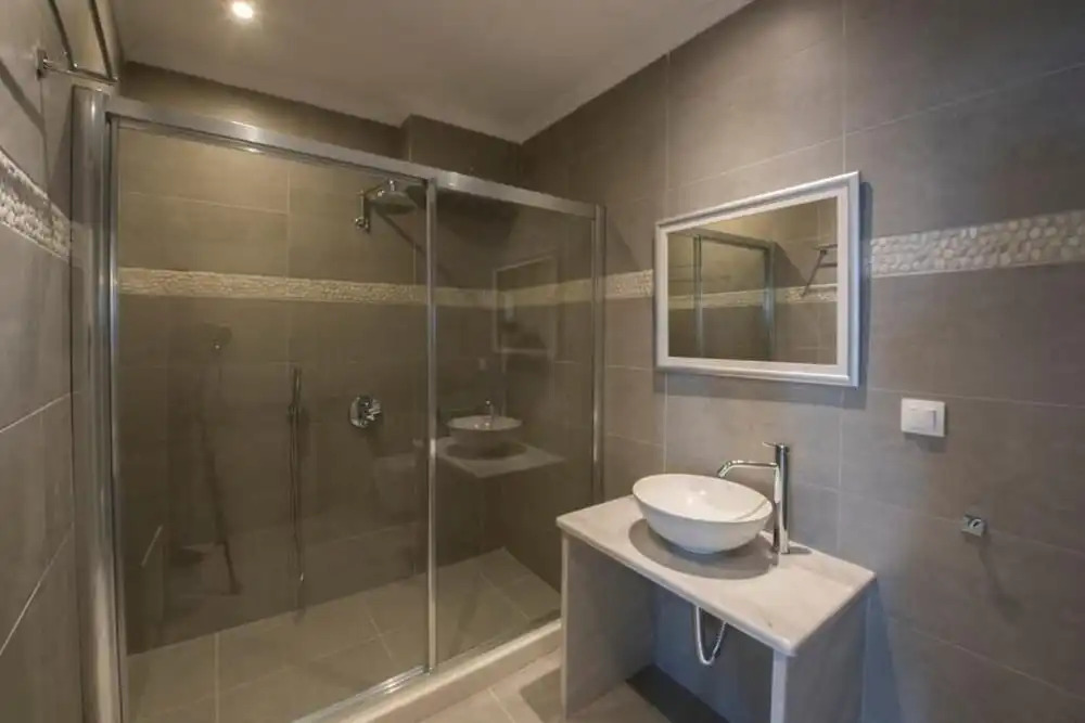 Rose Suites
