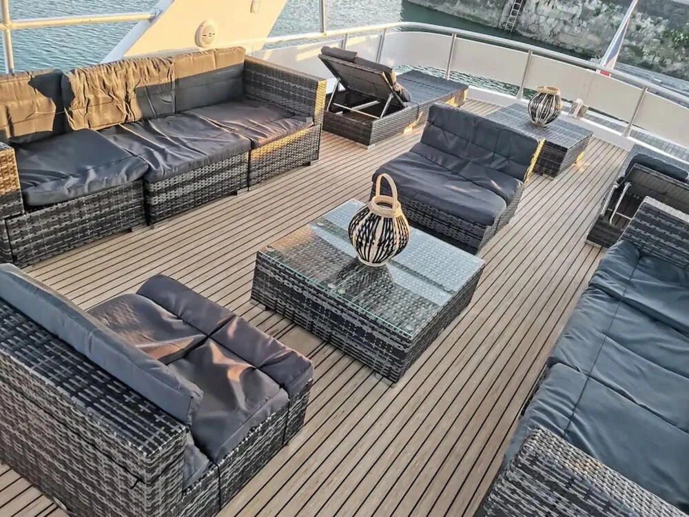 Luxury Yacht in La Rochelle With a Terrace