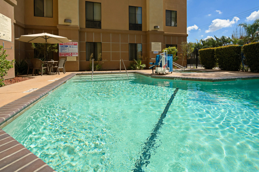 Hampton Inn Visalia