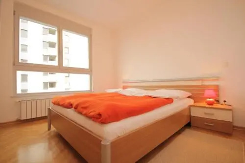 Petros Apartments