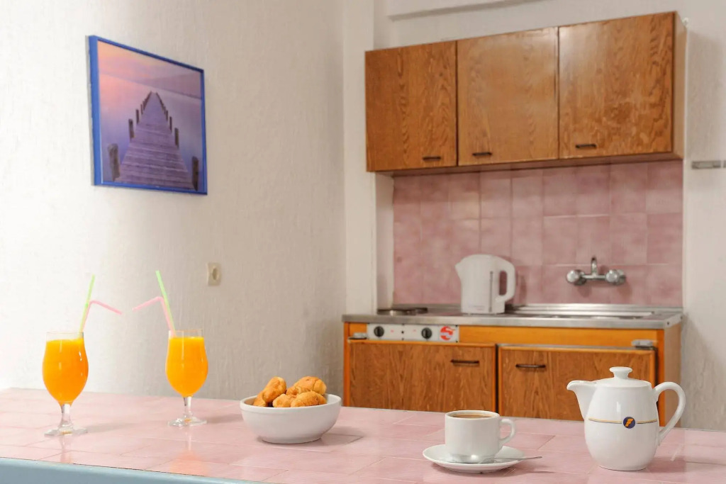Cleopatra Apartments