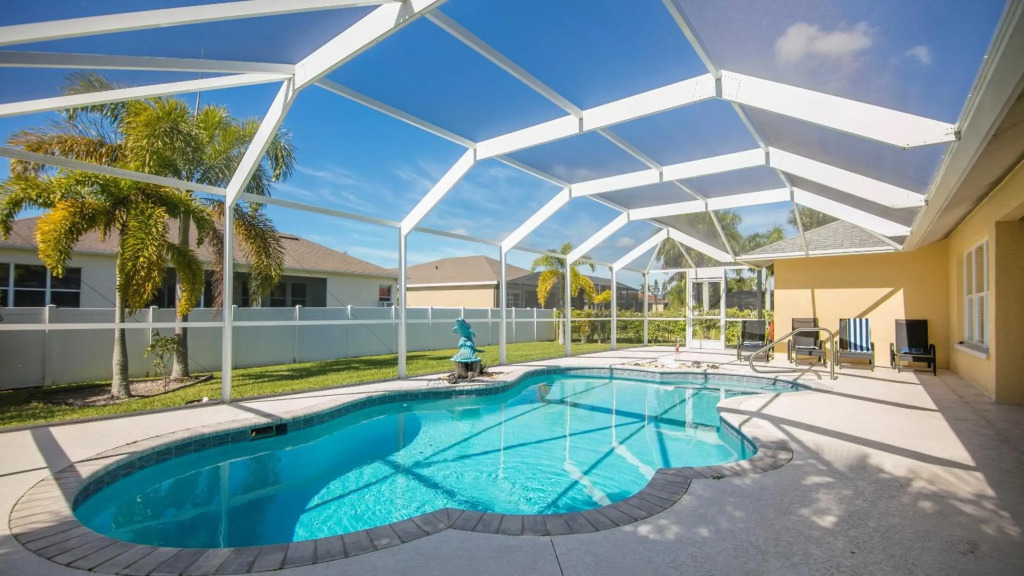 NEW! Villa Surfside