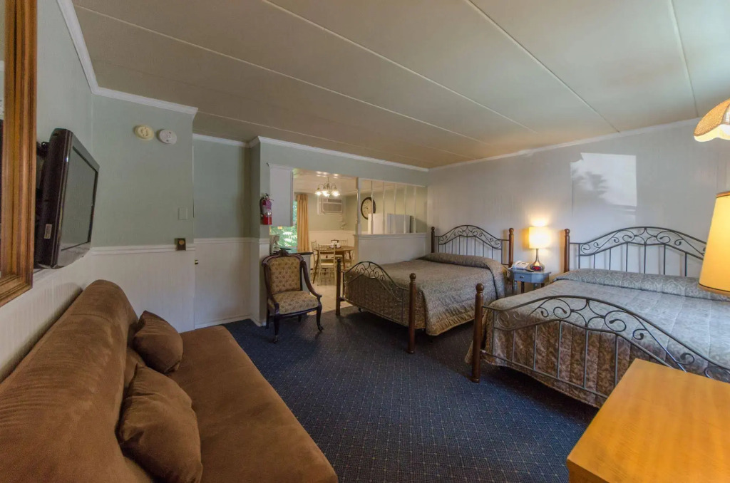 Hyland Motor Inn