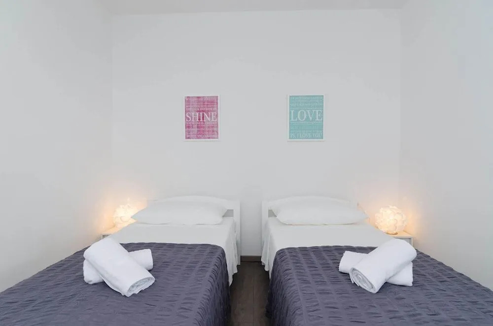 Cin&Co Central Apartments