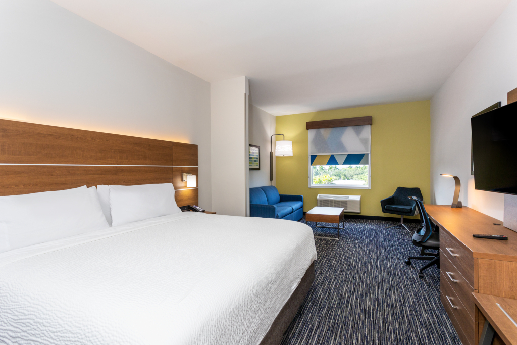 Holiday Inn Express & Suites - Miramar by IHG
