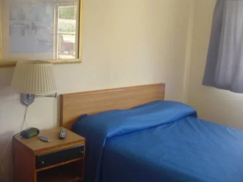 Majestic Motel