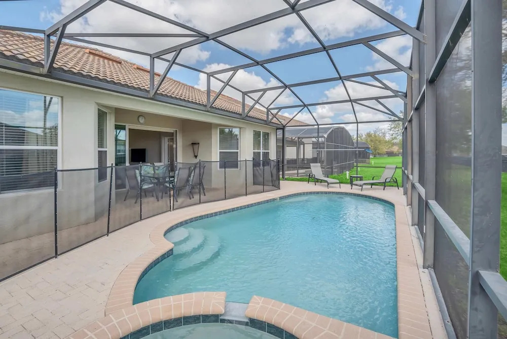 Stunning Home With Great Pool Area, 5 Miles From Disney! CDC Standards #5wh524
